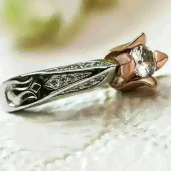 New Two Tone Silver Tulip Ring - Picture 1 of 4